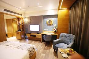AJ Grand Hotel