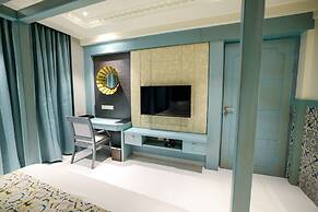 AJ Grand Hotel