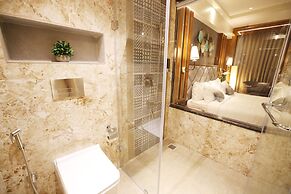 AJ Grand Hotel