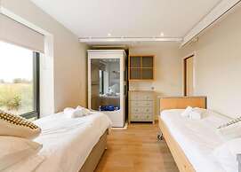 Fully Accessible-disabled Adapted-hot Tub-pets