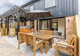 Fully Accessible-disabled Adapted-hot Tub-pets