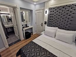 LUXX GARDEN HOTEL