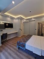 LUXX GARDEN HOTEL