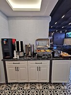 LUXX GARDEN HOTEL