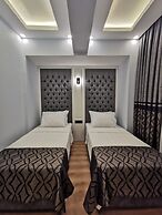 LUXX GARDEN HOTEL
