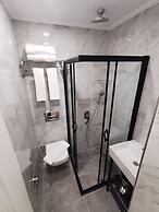 LUXX GARDEN HOTEL