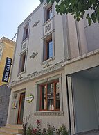 LUXX GARDEN HOTEL
