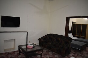 Town Palace Guest House