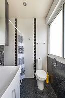 F33 by TLV2RENT