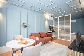 Liiiving - Ribeira Design Apartment