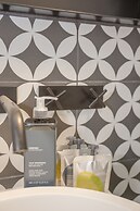 Liiiving - Ribeira Design Apartment