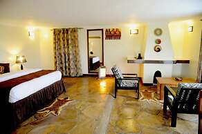 Da Vinci Gorilla Lodge