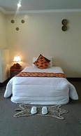 Da Vinci Gorilla Lodge