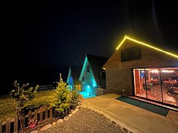 ELVA BUNGALOV
