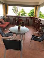 Airport Beach Hotel