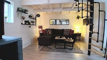 Romantic Lakeview Guesthouse in Swedish Nature