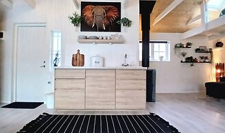 Romantic Lakeview Guesthouse in Swedish Nature