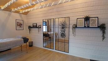 Romantic Lakeview Guesthouse in Swedish Nature