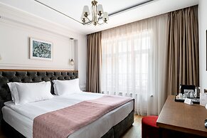 Villa Flavia Heritage Boutique Hotel