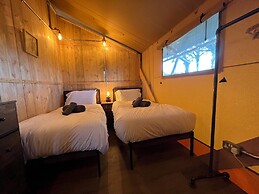 Aladdin Safari Tent