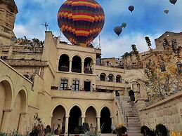 Medusa Cave Hotel