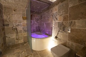 Medusa Cave Hotel
