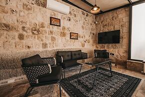 Medusa Cave Hotel