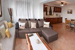 Artemis Apartment with Stunning view