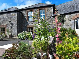 Coach House