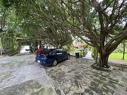 Villa Santuario Lake Front Oasis