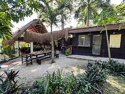 Villa Santuario Lake Front Oasis