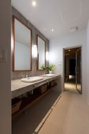 Silver Maple Chalet