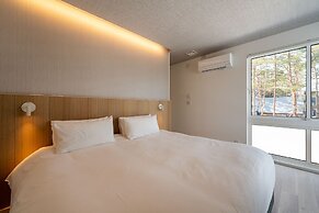 Silver Maple Chalet