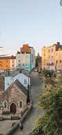 Captivating 4-bed House in West Wales