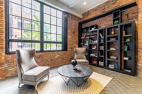 GLOBALSTAY. Dundurn Lofts. Free parking. Gym
