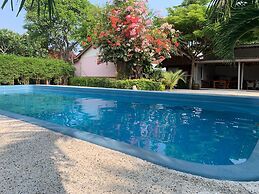 Phi Phi Ba Kao Bay Resort