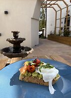 Domo Boutique Hotel