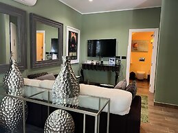 Marbella Boutique Art