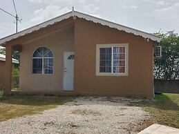 1-bed House Sleeps 2 in Secure Community