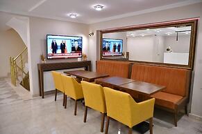 Mavirem Hotel