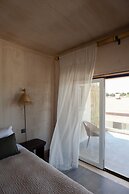 Azenhas do Mar Valley House