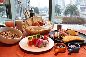 HUALUXE Leshan by IHG