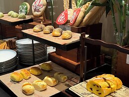 HUALUXE Leshan by IHG