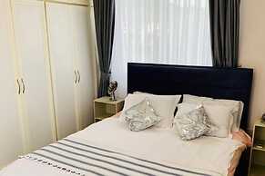 2-bed Bungalow, Sleeps 4 With Private Pool
