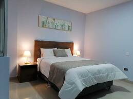 Orlando's Hotel