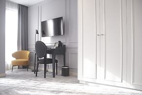 H41 Luxury Suites