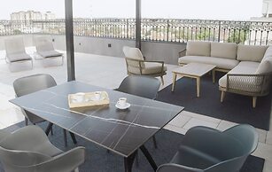 H41 Luxury Suites