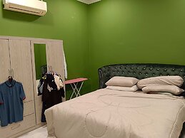 OYO Homes 90608 Kampung Sungai