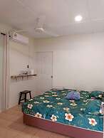 OYO Homes 90608 Kampung Sungai