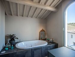 Borgo Elissa